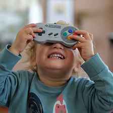 Videohry sú pre malé deti a všetky by sa ich mali hrať